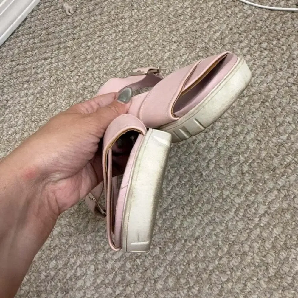 Circus by Sam Edelman Women's Light Pink Narcissa Flat Sandal Size 9